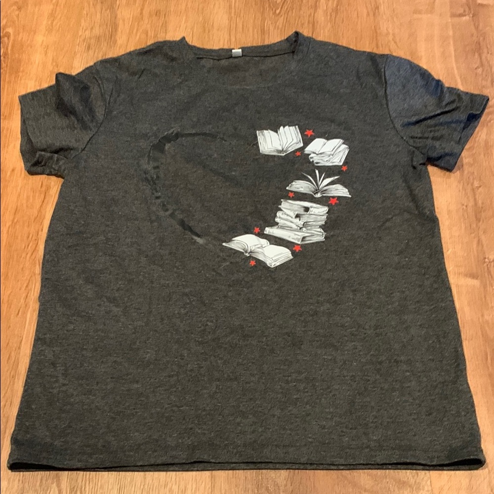 Gray Graphic Book Lover T-Shirt